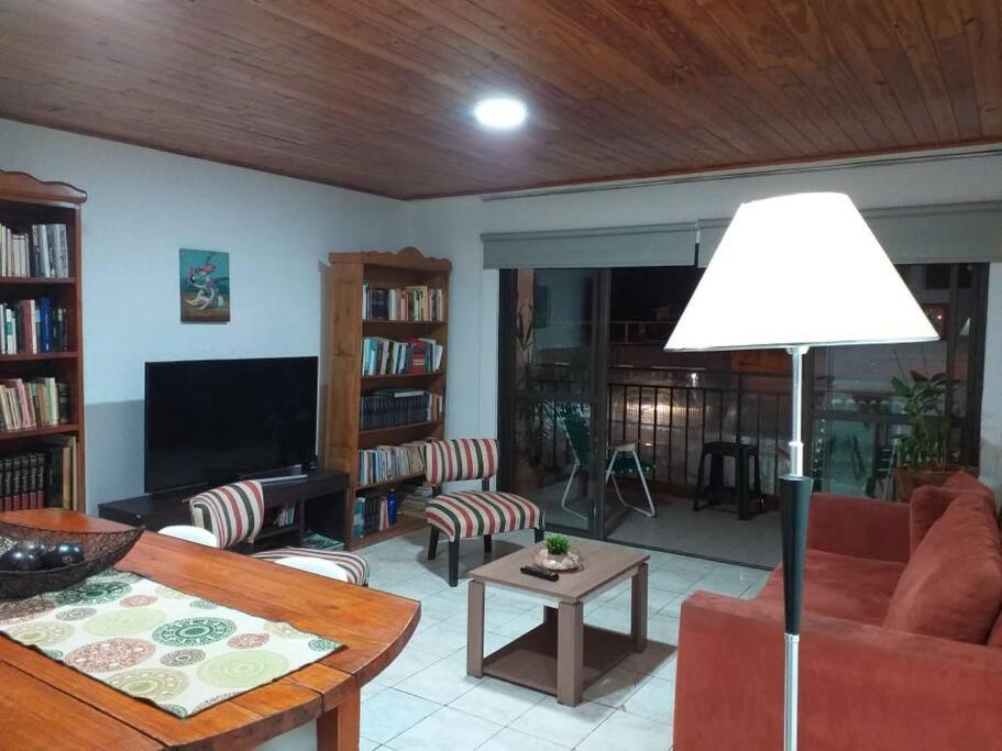 Iguazu House Appartement Puerto Iguazú Buitenkant foto